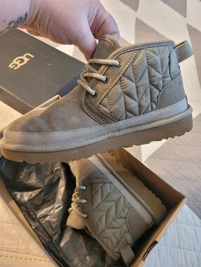 UGG Quilted Chukka Boot - Taupe Brown